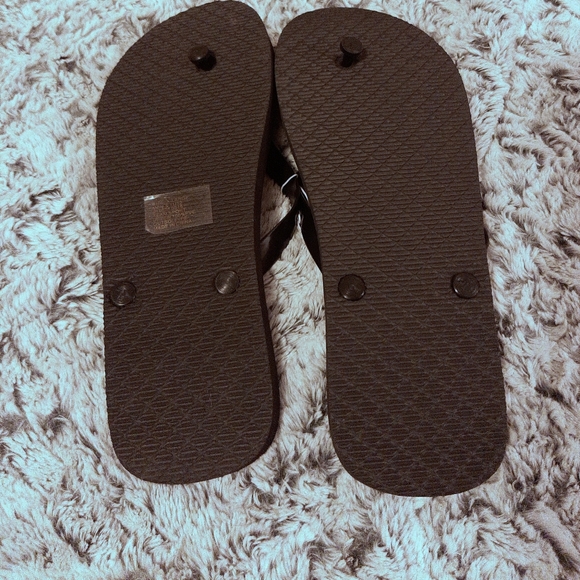 Ohio State Buckeyes flip-flops - Picture 3 of 4